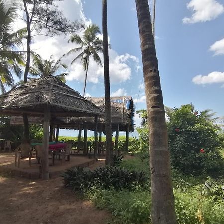 Sukriti Beach Resort فاركَالا المظهر الخارجي الصورة