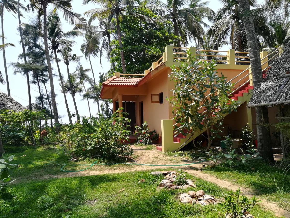 Sukriti Beach Resort فاركَالا المظهر الخارجي الصورة