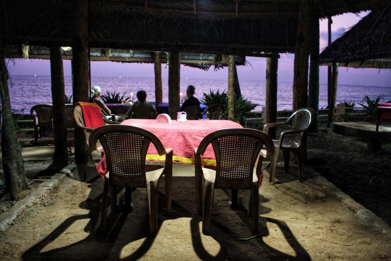 Sukriti Beach Resort فاركَالا المظهر الخارجي الصورة