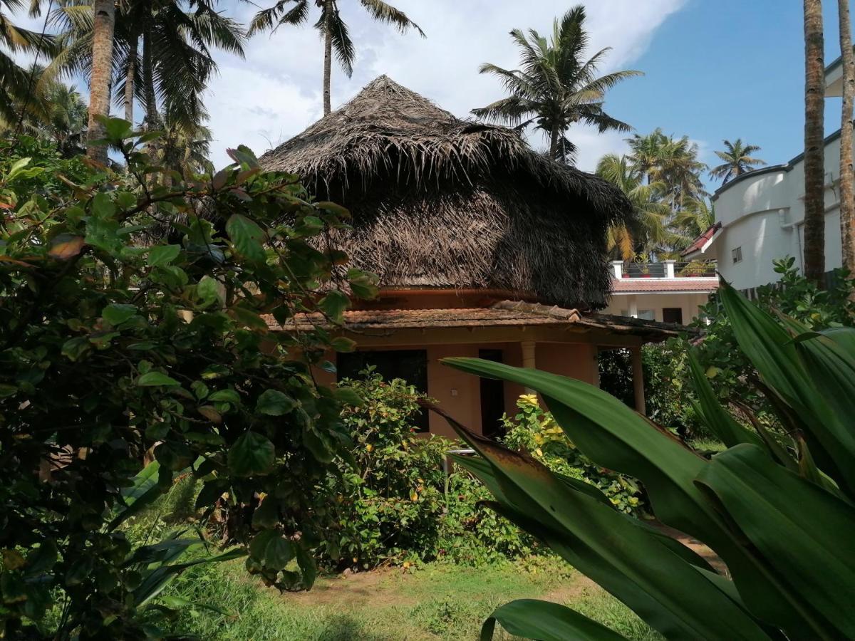 Sukriti Beach Resort فاركَالا المظهر الخارجي الصورة