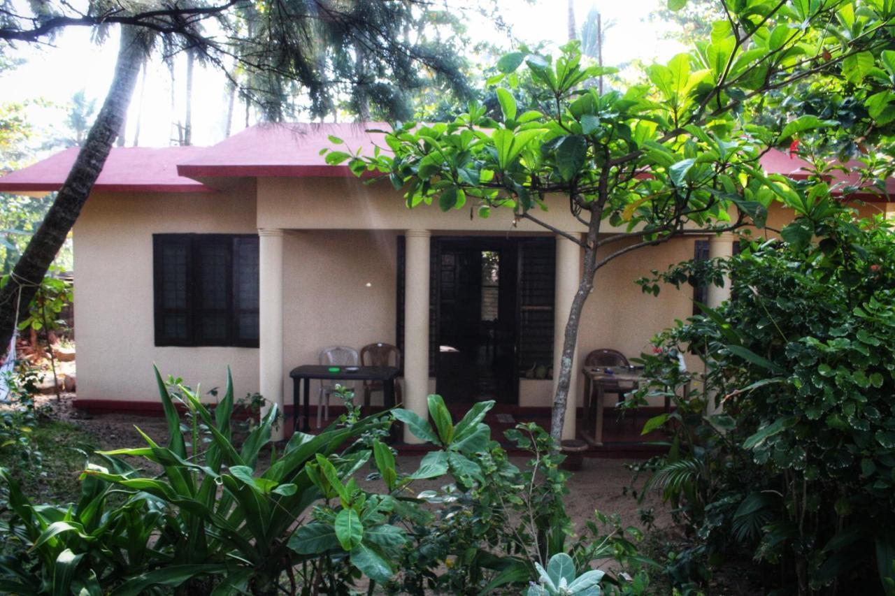 Sukriti Beach Resort فاركَالا المظهر الخارجي الصورة